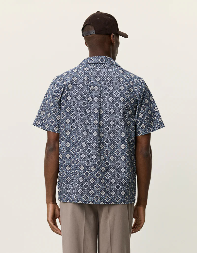 LUKAS ARABESQUE SHIRT (BLUE) - LES DEUX