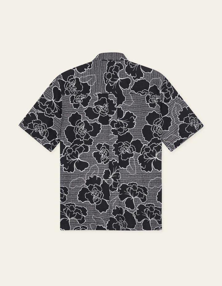 CHARLIE SHORT SLEEVE SHIRT (BLACK POPPY) - LES DEUX