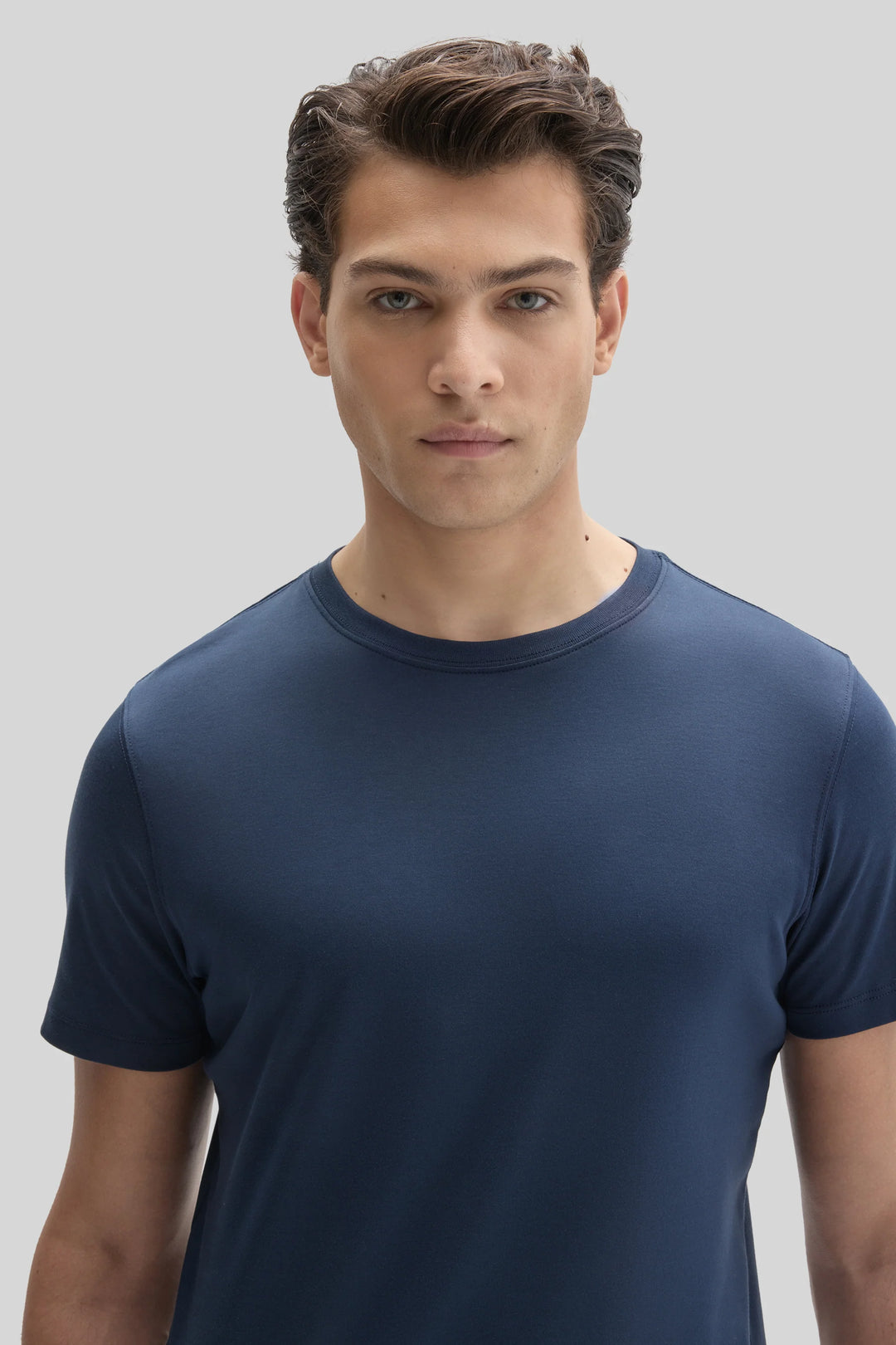 GEORGIA V-NECK T-SHIRT (NAVY) - ROBERT BARAKETT