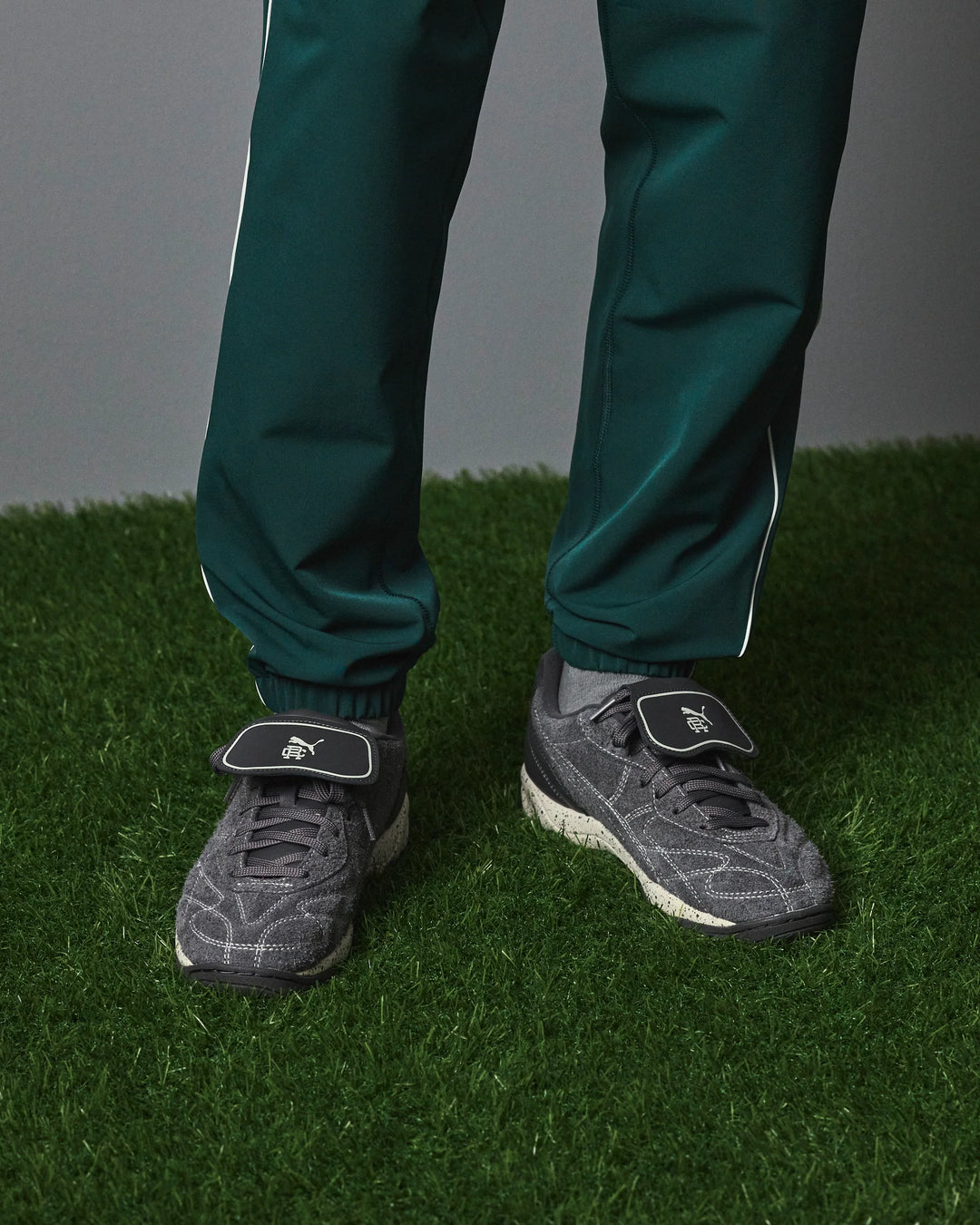 PUMA X RC KING IT INDOOR (GRAY) - REIGNING CHAMP