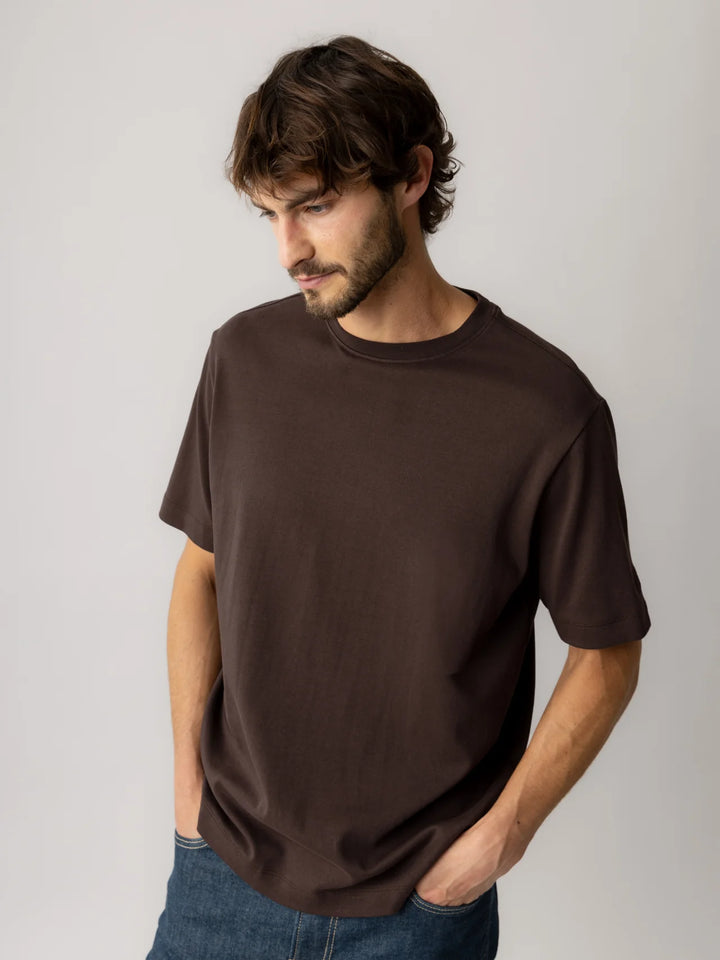 DARREN TEE (BLACK COFFEE) - MOS MOSH GALLERY