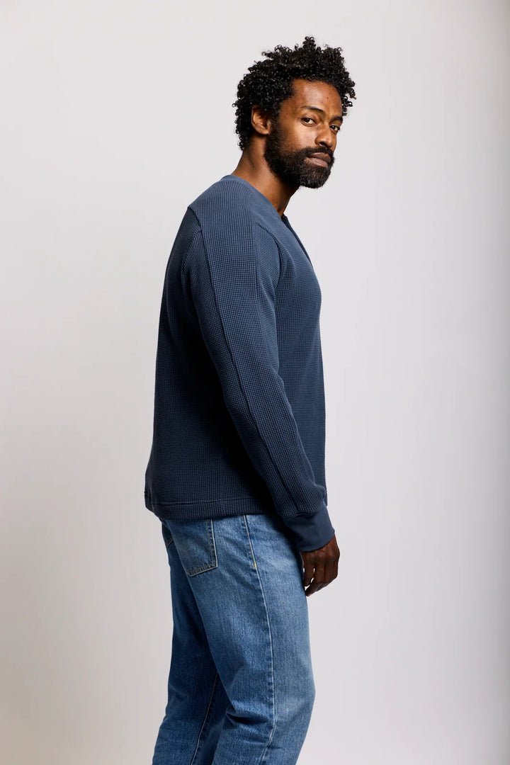 WAFFLE LONGSLEEVE HENLEY (ABYSS) - EASY MONDAYS