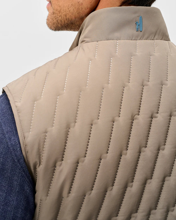 BELFRY QUILTED VEST (KHAKI) - JOHNNIE-O