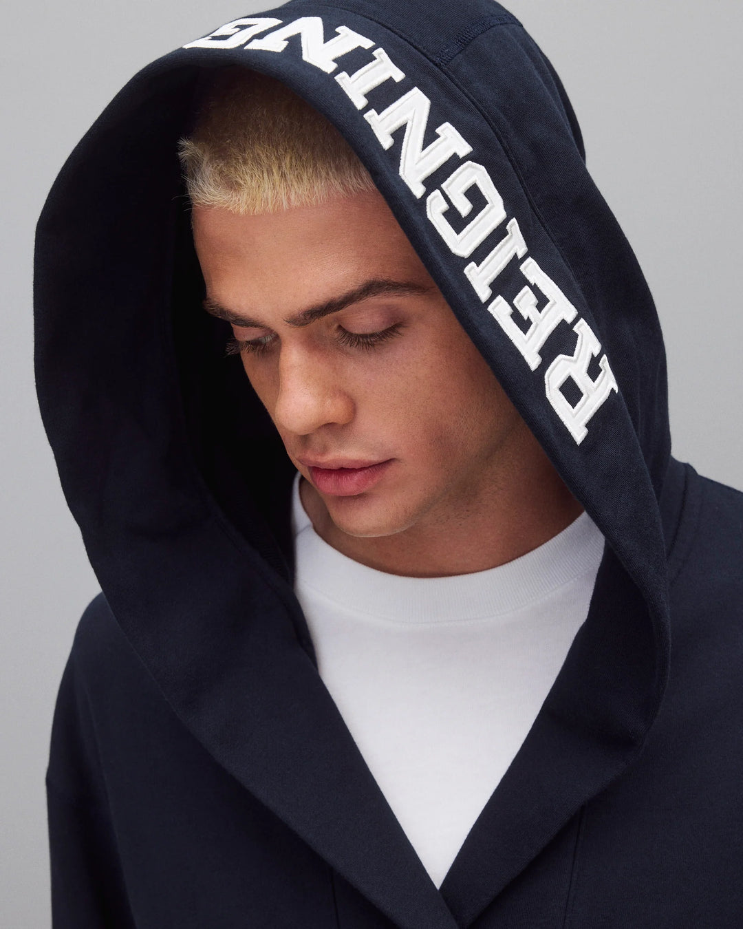 MIDWEIGHT TERRY LOGO ROBE (NAVY) - REIGNING CHAMP