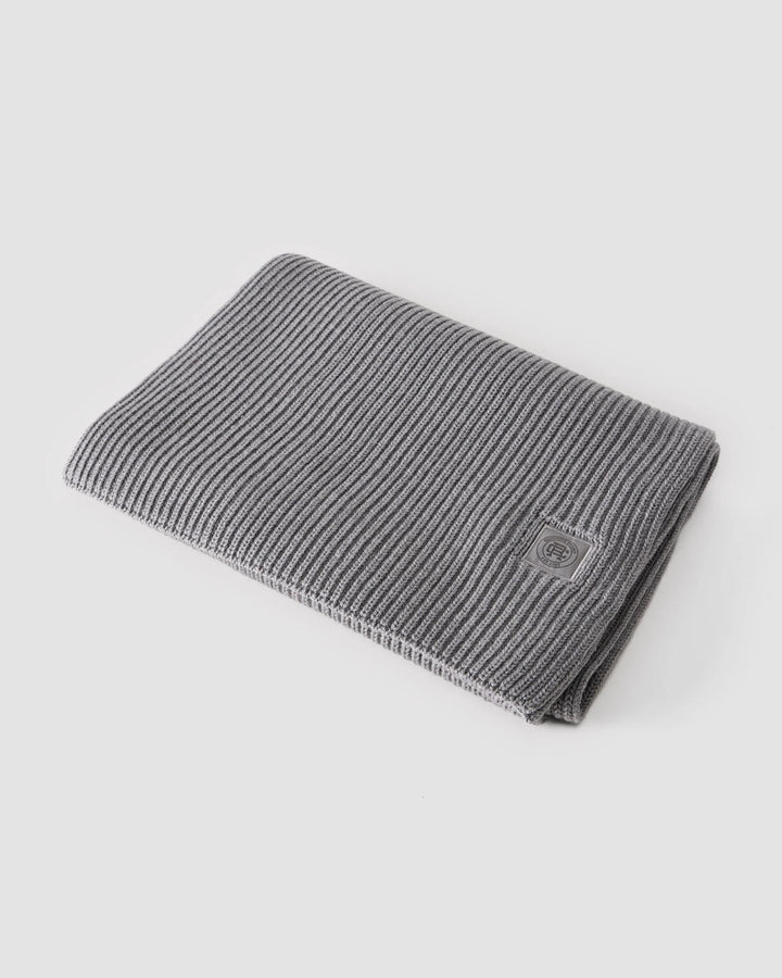 MERINO RIB SCARF (GREY) - REIGNING CHAMP