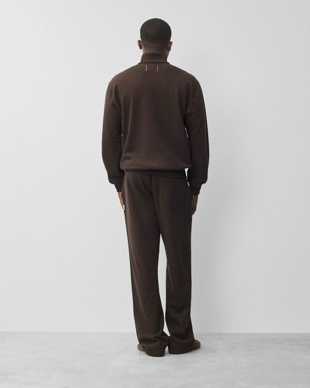 MIDWEIGHT STANDARD BUTTON MOCKNECK (COFFEE) - REIGNING CHAMP