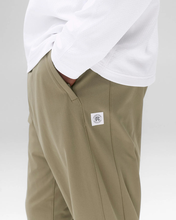KNIT COACH SLIM JOGGER (CYPRESS) - REIGNING CHAMP