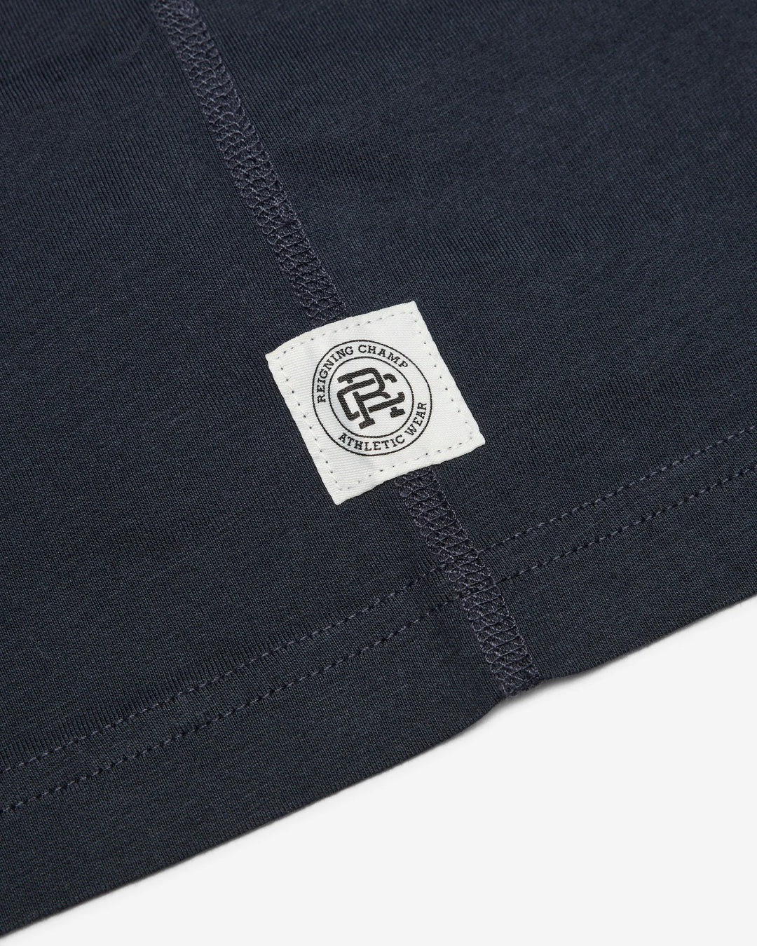 STANDARD JERSEY T-SHIRT (NAVY) - REIGNING CHAMP