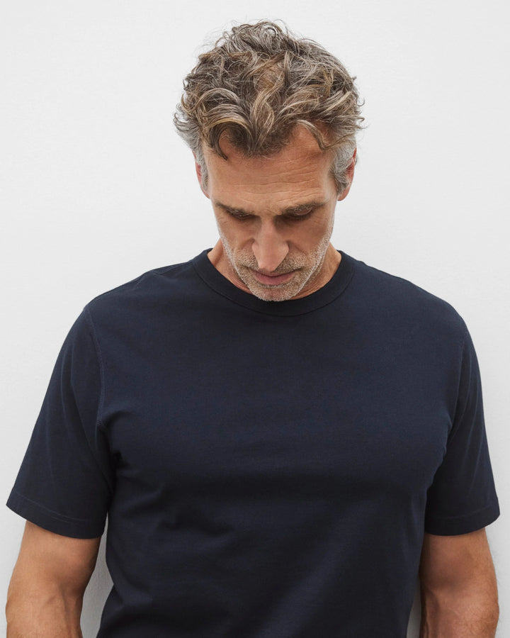 STANDARD JERSEY T-SHIRT (NAVY) - REIGNING CHAMP