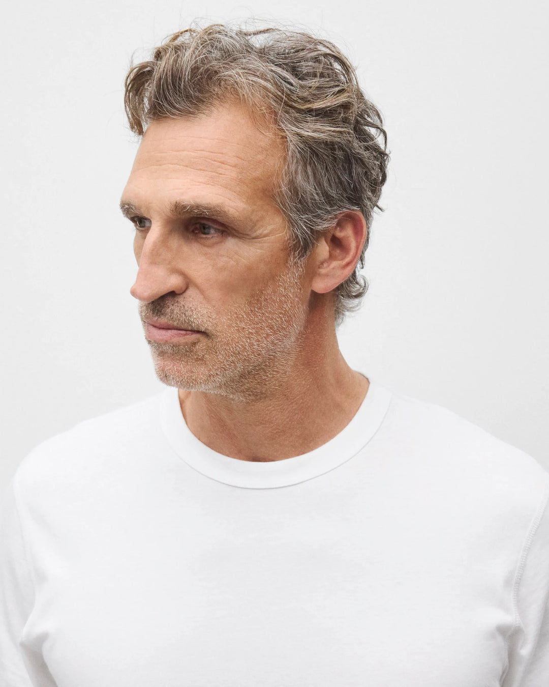 STANDARD JERSEY T-SHIRT (WHITE) - REIGNING CHAMP