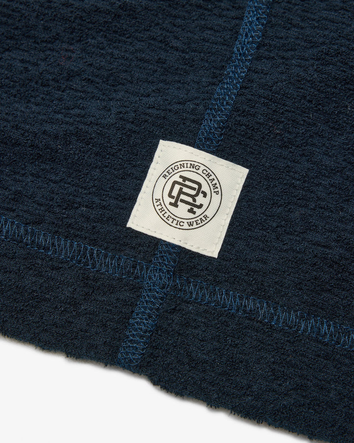 TEXTURED STANDARD T-SHIRT (NAVY) - REIGNING CHAMP