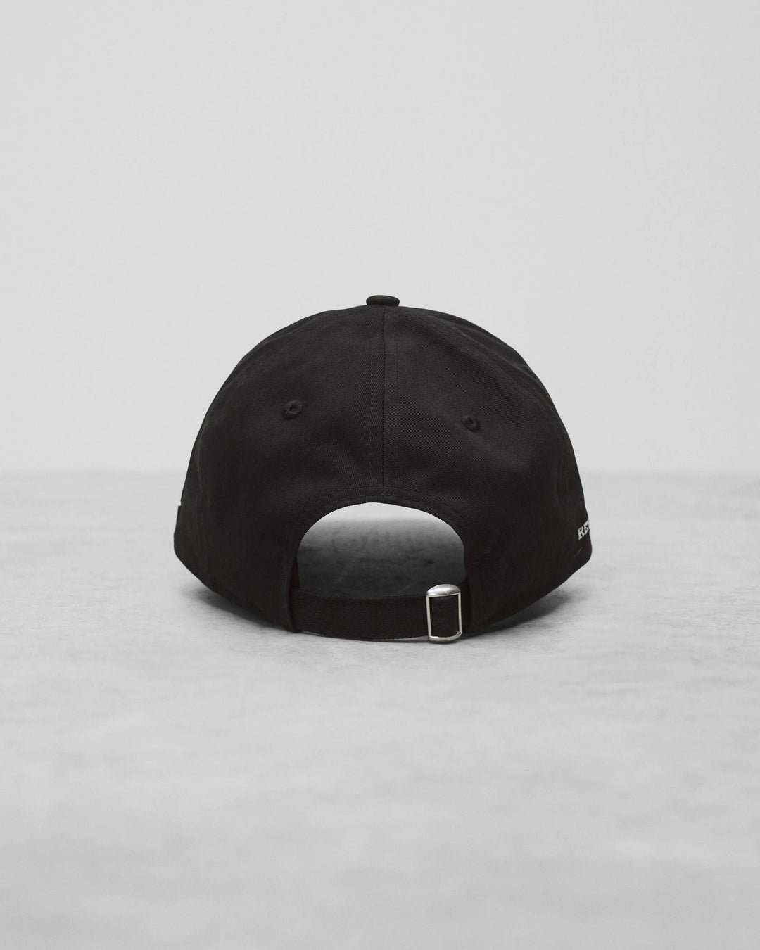 NEW ERA FAIRWAY HAT (BLACK) - REIGNING CHAMP