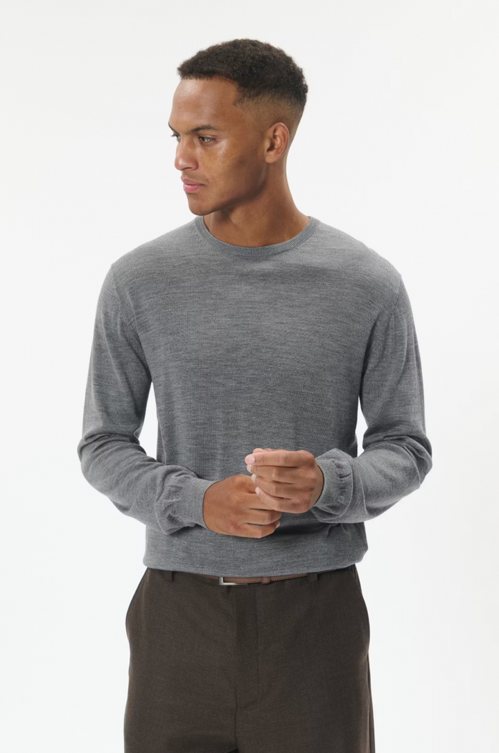 MARGRATE CREWNECK SWEATER (GREY) - MATINIQUE