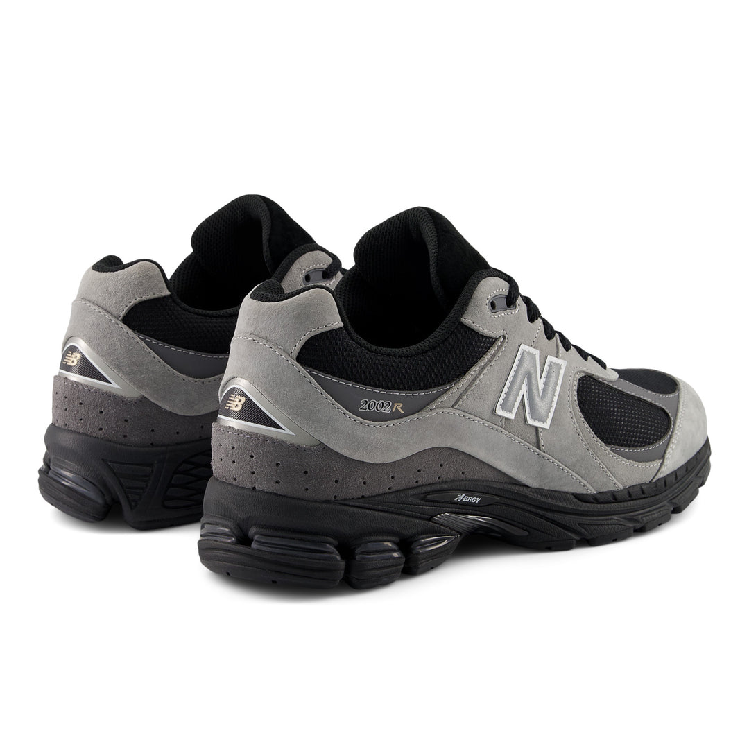 2002R SNEAKER (BLACK/GREY) - NEW BALANCE