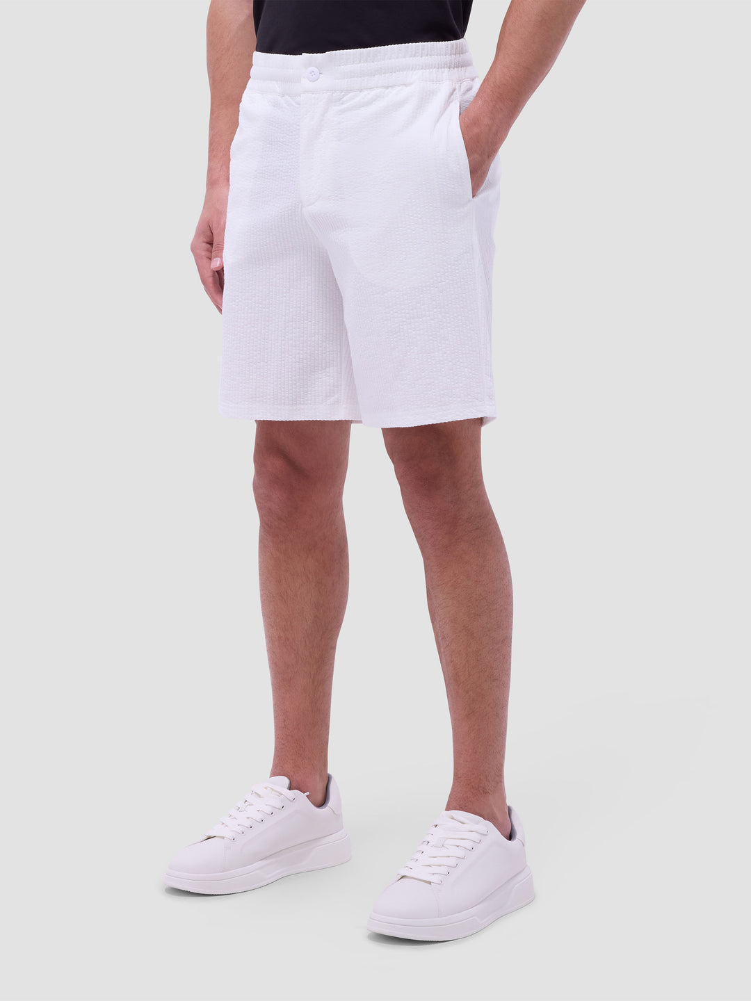 SEERSUCKER DRAWSTRING SHORT (WHITE) - BUGATCHI