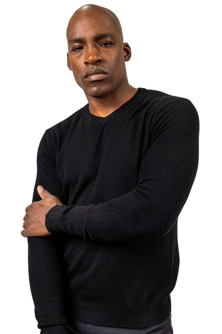 ELTON V-NECK SWEATER (BLACK) - 7 DOWNIE