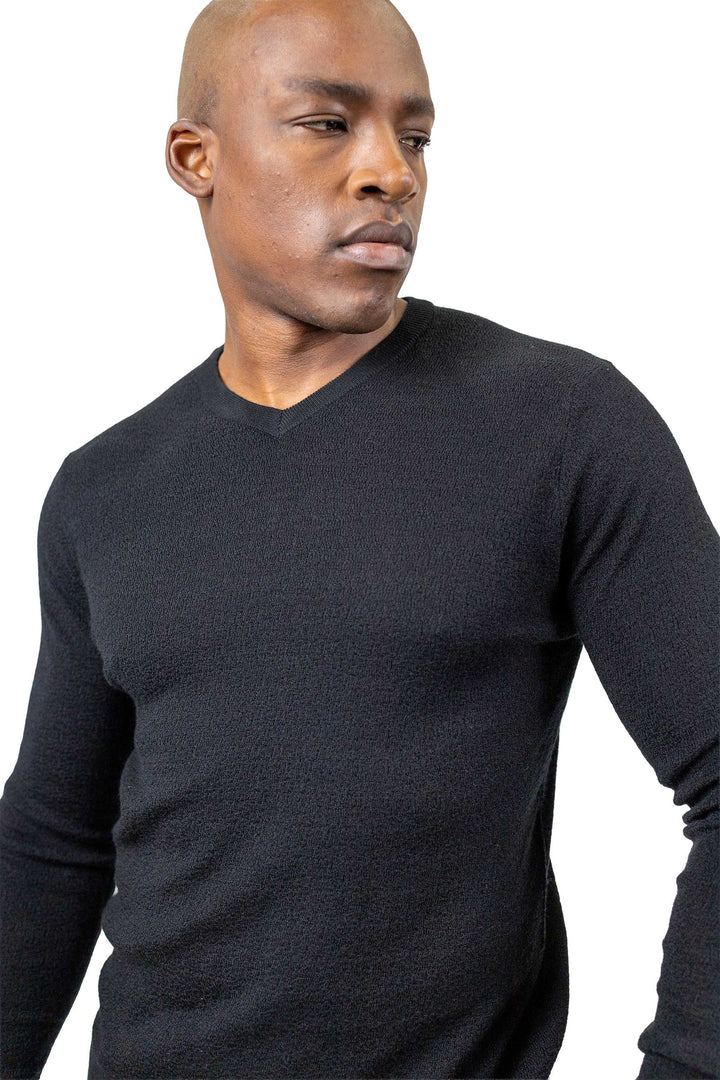 ELTON V-NECK SWEATER (BLACK) - 7 DOWNIE